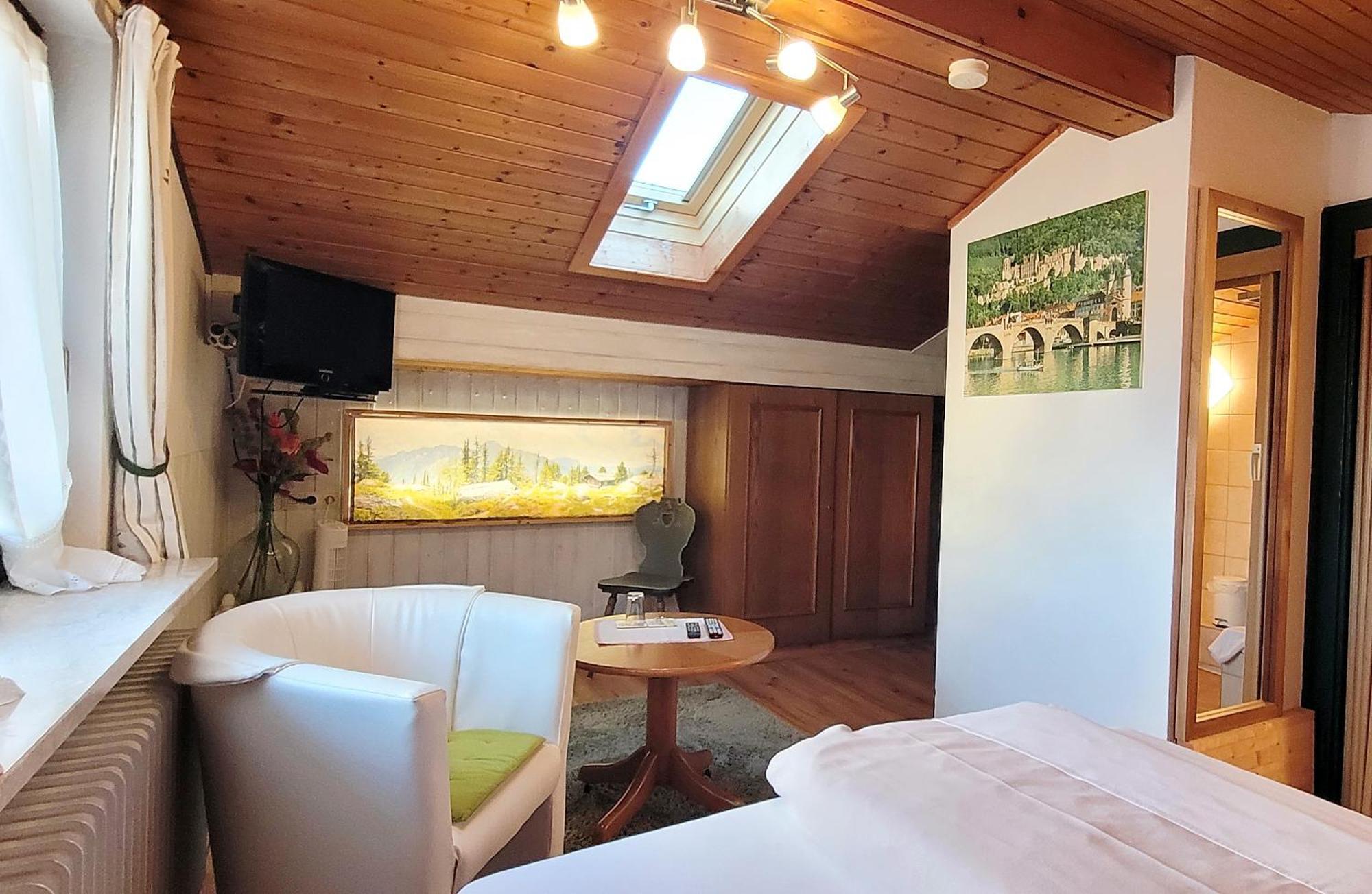 Hotel - Pension - Heidelberg Inkl. Chiemgaukarte 鲁波尔丁 外观 照片
